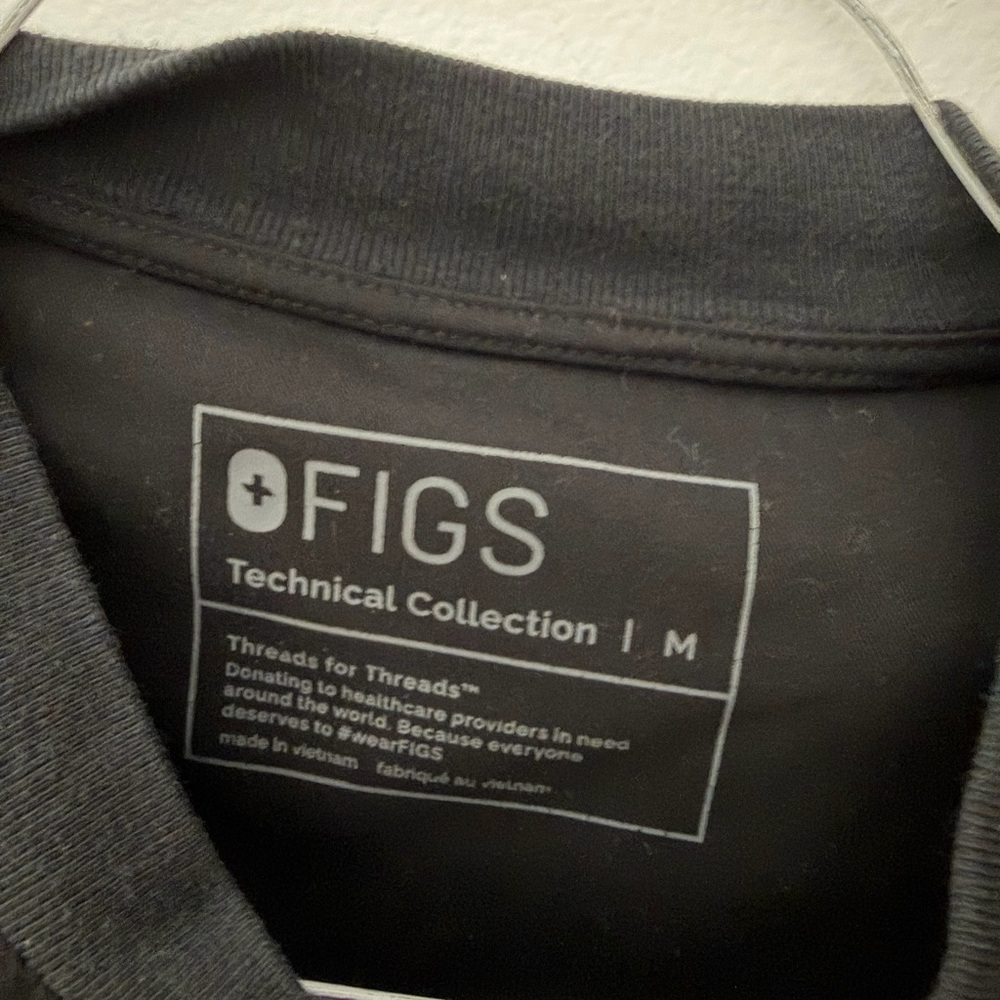 Figs Technical Collection Bellery Scrub Jacket in Black Size Medium Workwear - Picture 4 of 16